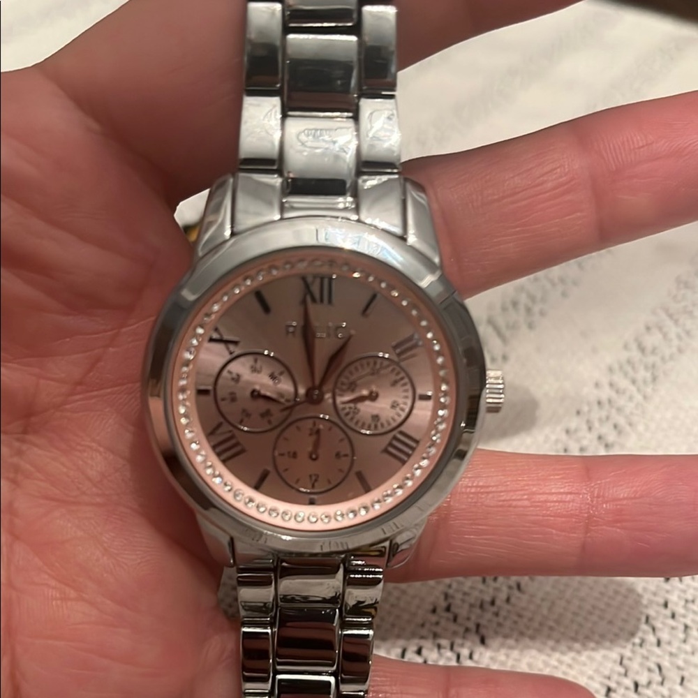 *Relic* Silver and Pink Relic Watch-Gorgeous-Pre-loved ❤️ Hardly Worn - Picture 2 of 4